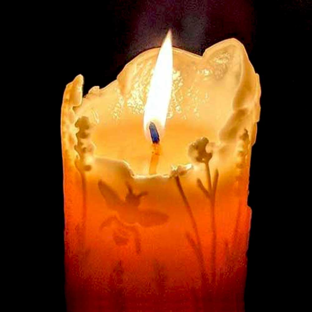 BEESWAX PILLAR WITH MAPLE LEAVES - BIG MOON BEESWAX
