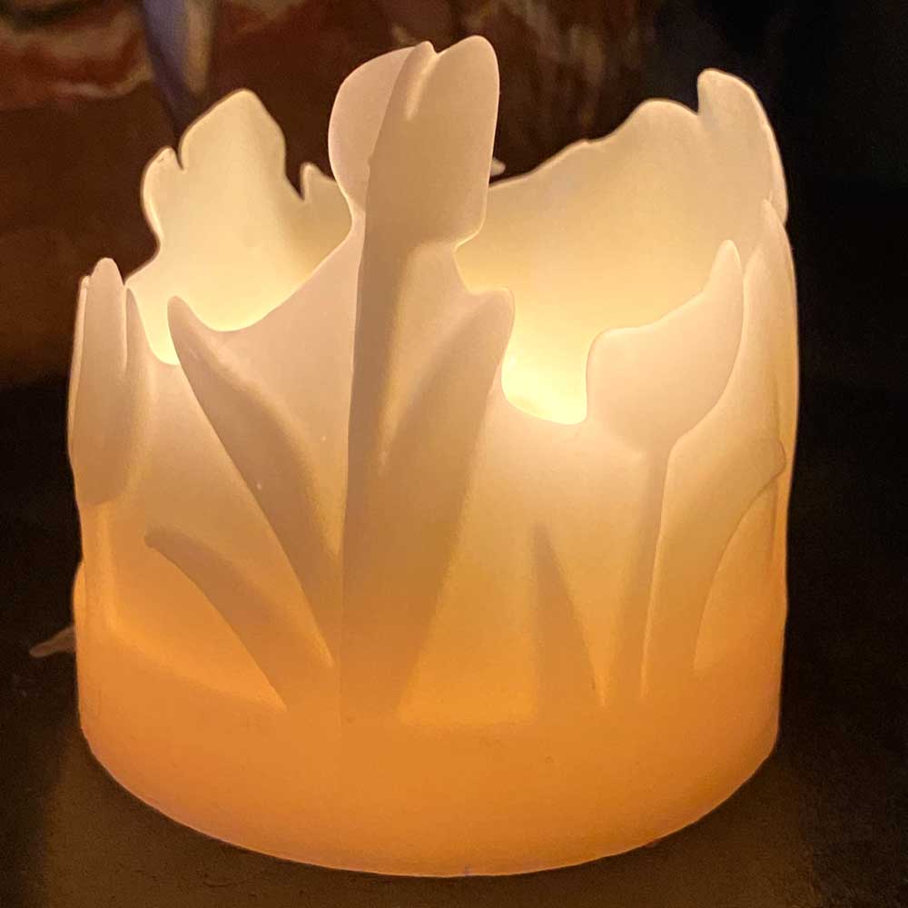 'Tulips' 3" x 4" Beeswax Pillar