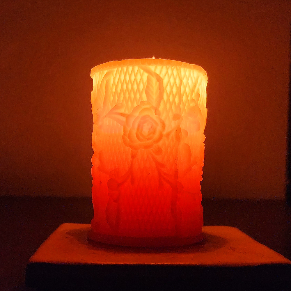 Beeswax mini rose pillar candle, detail of the rose design